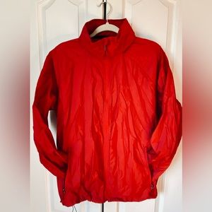⭐️Make an Offer⭐️Red L.L.Bean Rain Coat w/ Hood inside the collar- Medium